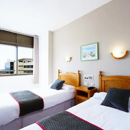 Hotel Oyo Costa Andaluza 2*