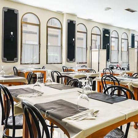 Oyo Costa Andaluza 2*