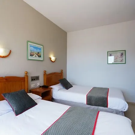 Oyo Costa Andaluza Отель 2*